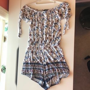 Rue21 romper, off the shoulder, soft material. XS